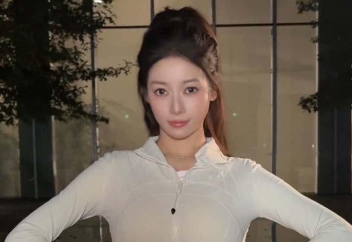 吴柳芳谈过往经历:当老师被拖欠工资 当教练又被拖欠编制